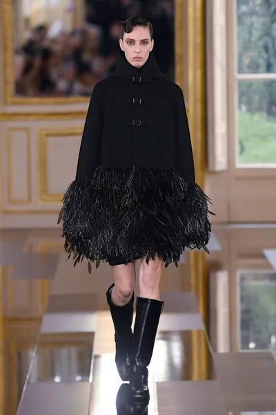 Look 33